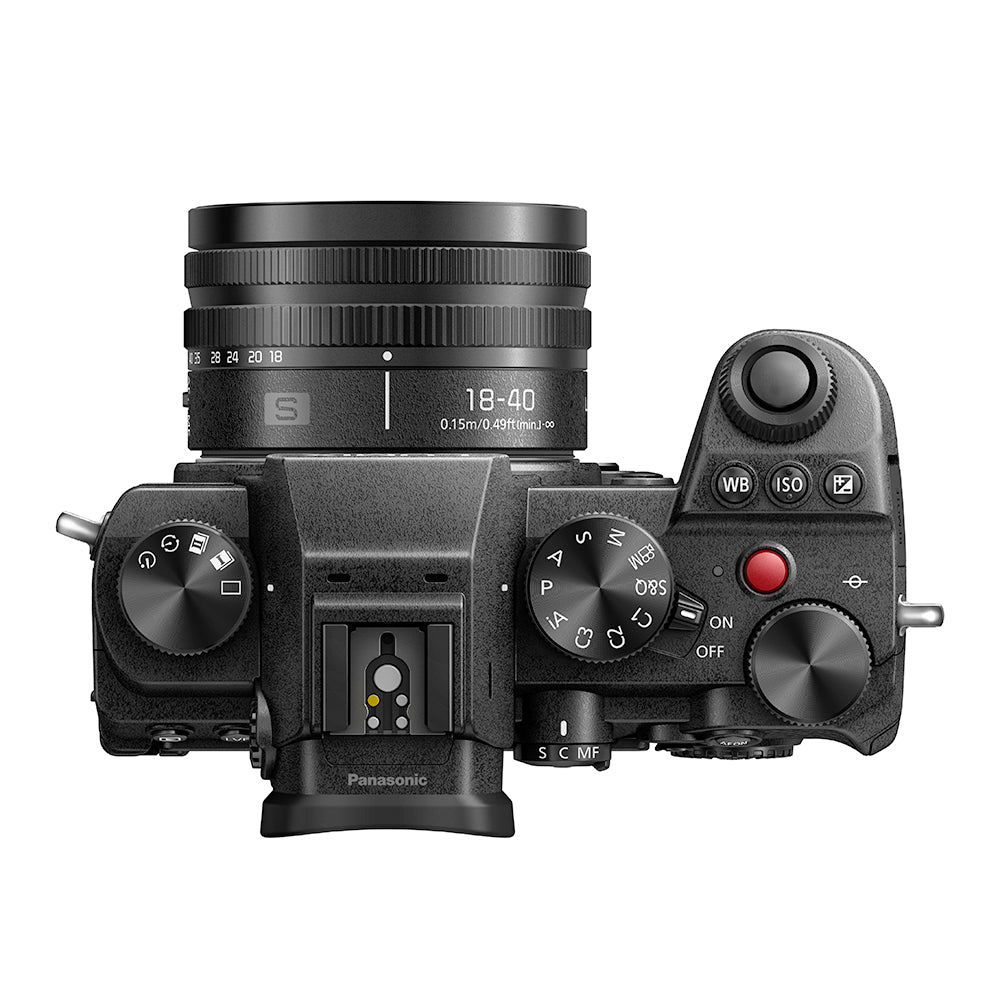 Panasonic Lumix S5D Body with Lumix S 18-40mm F4.5-6.3 lens