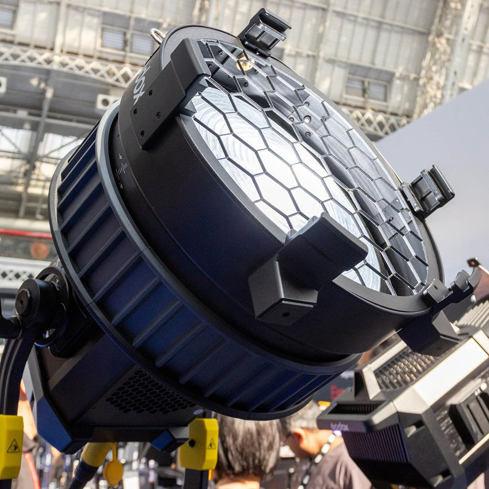 GODOX KNOWLED GF14 G-Mount Fresnel Focusing Lens For MG1200Bi And MG2400Bi