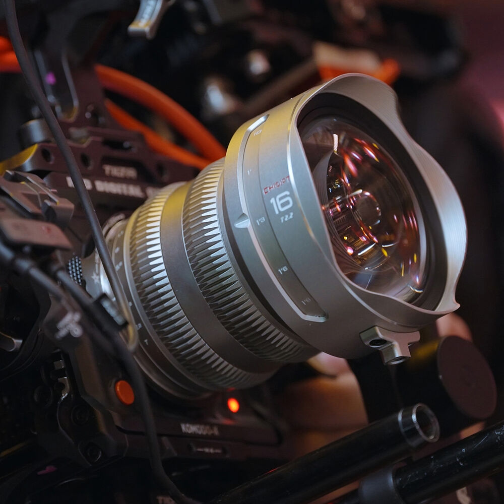 CHIOPT AURA 16mm T2.2 Cinema Lens
