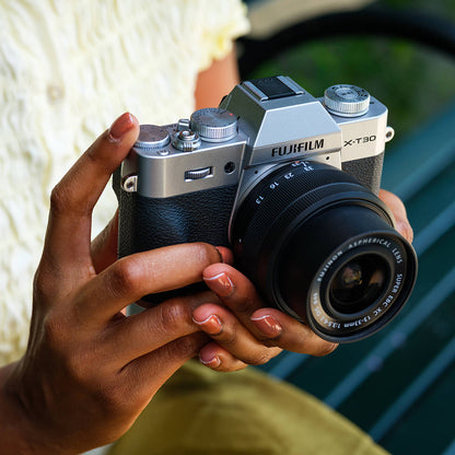 FUJIFILM XC 13-33mm f/3.5-6.3 OIS BLACK